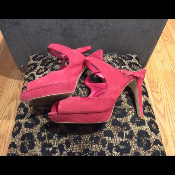 WHBM Pink Suede shoes! - Picture 1 of 4